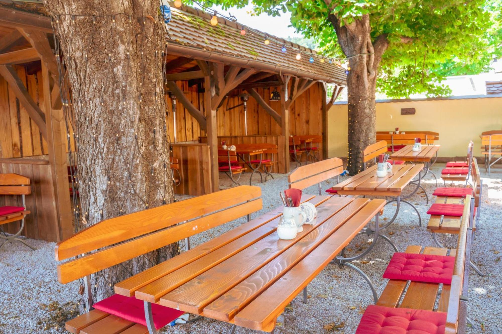 גאגנאו Landhotel Engel & Kreuz מראה חיצוני תמונה