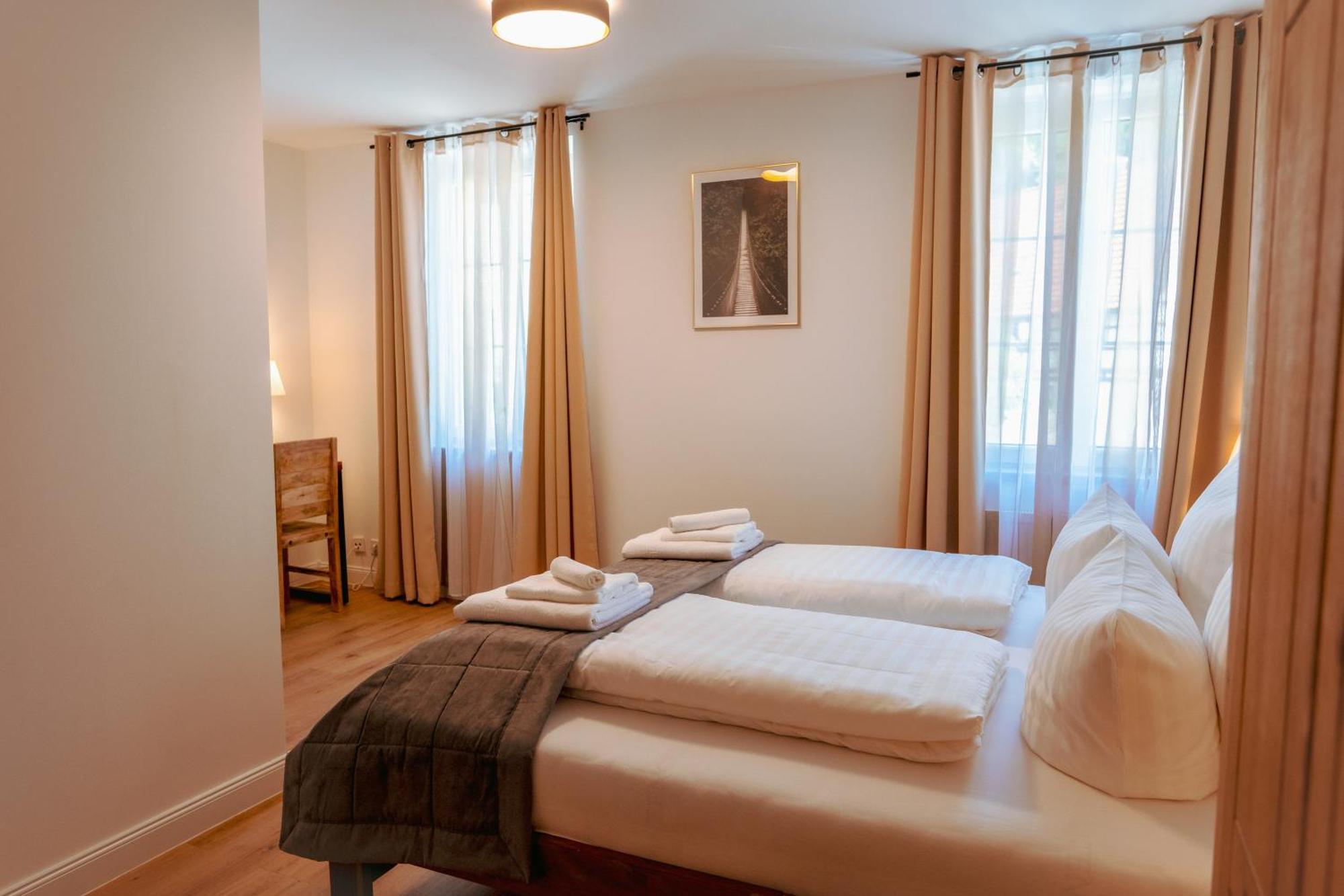 גאגנאו Landhotel Engel & Kreuz מראה חיצוני תמונה